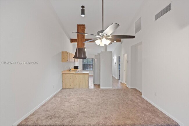 Building Photo - 2331 Dogwood Ct