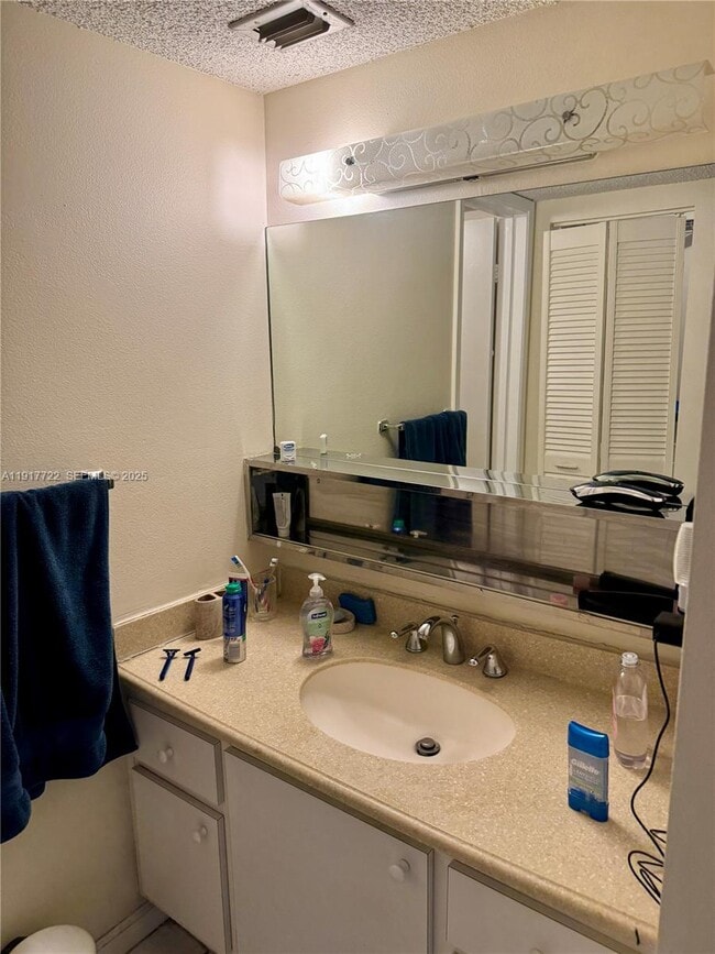 Building Photo - 2401 Collins Ave