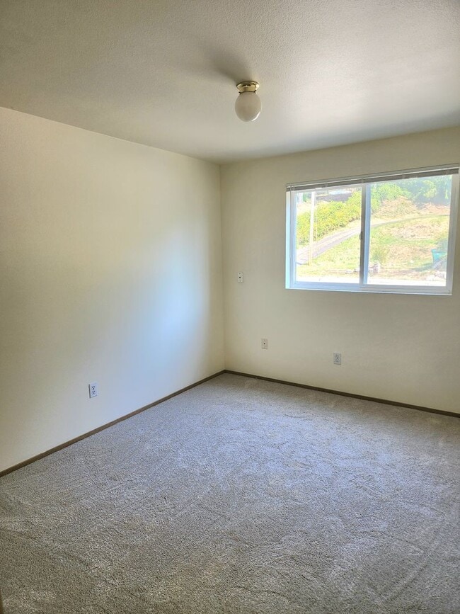 Building Photo - 2426 Callow Rd