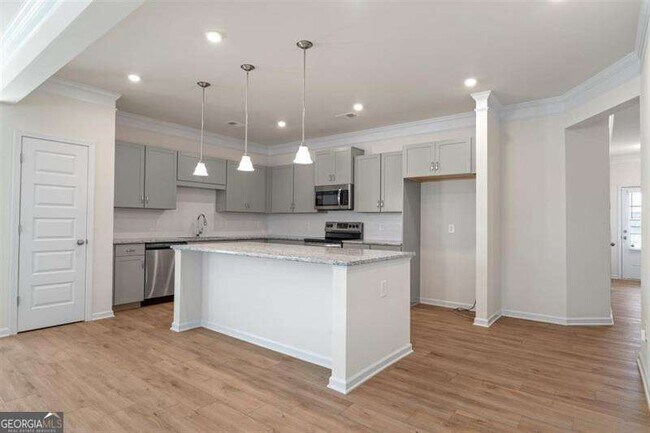 Building Photo - 10 Felton St