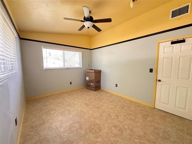 Building Photo - 3 bedroom in North Miami FL 33162