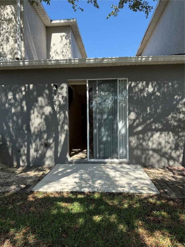 Building Photo - Beautiful Townhome for Rent