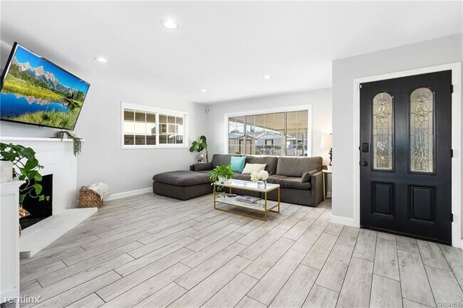 Building Photo - 4 br, 2 bath House - 6609 Birchton Ave