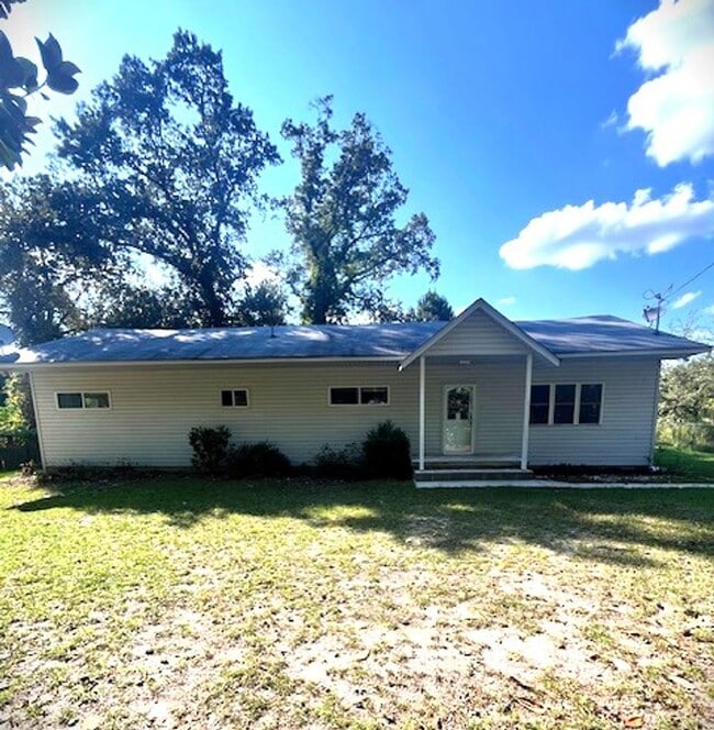 Building Photo - Escape to Your Private Retreat in Warner R...