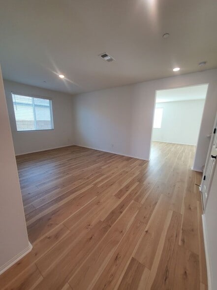 Building Photo - 13328 Macaw Pl