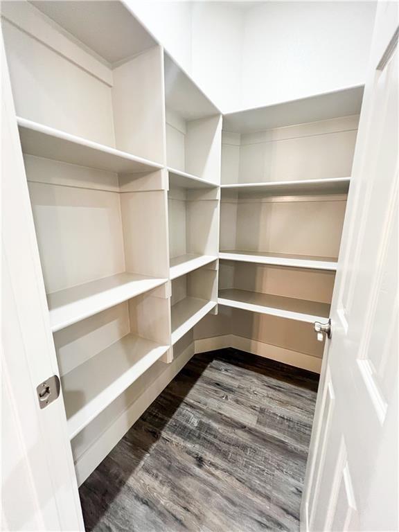 Building Photo - 1825 Woodhause Cir