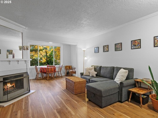 Building Photo - Bright & Inviting 2-Bed, 1.5-Bath with Modern Touches and Private Upstairs Retreat