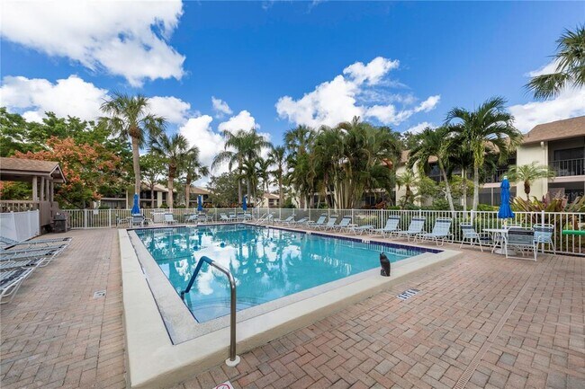 Building Photo - 772 Bird Bay Dr N