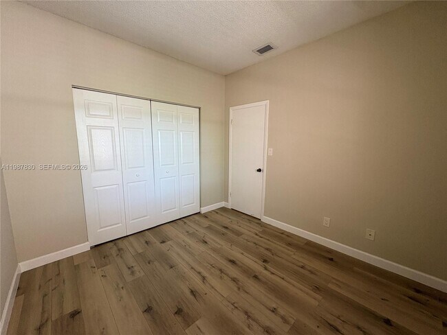 Building Photo - 601 Cypress Lake Blvd