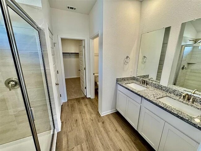 Building Photo - 486 El Capitan Lp