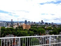 Building Photo - PARK PLACE 2 BEDROOM, 2 BATH CONDO - 1137 SQ. FT!