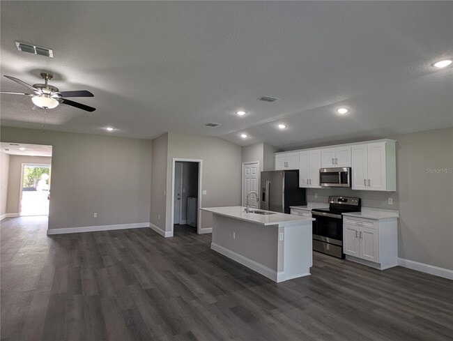 Building Photo - 1209 Vanderway Ln