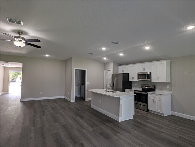 Building Photo - 1225 Vanderway Ln