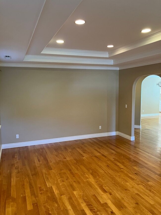 Building Photo - Charming Willow Glen Retreat – 3BR/2BA Jus...