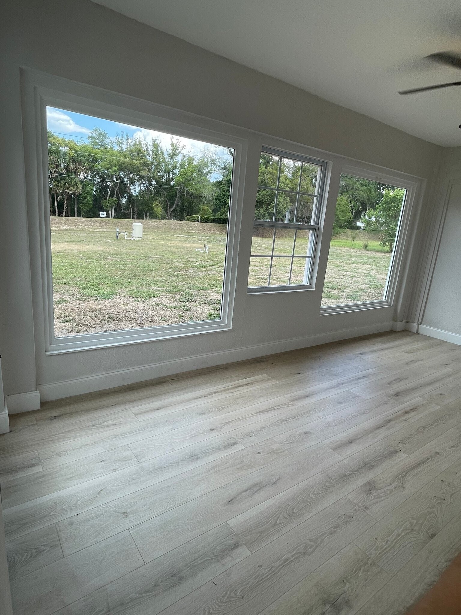 Building Photo - 23811 Sunset View