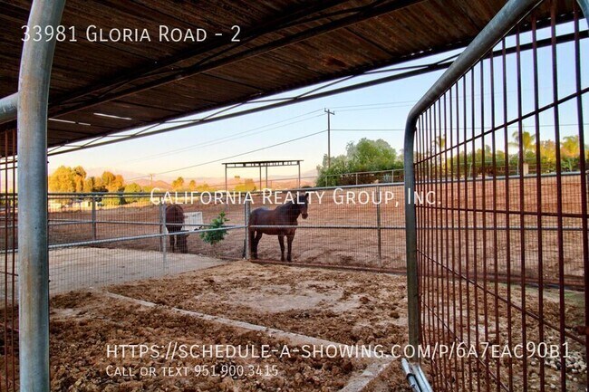 Building Photo - 33981 Gloria Rd