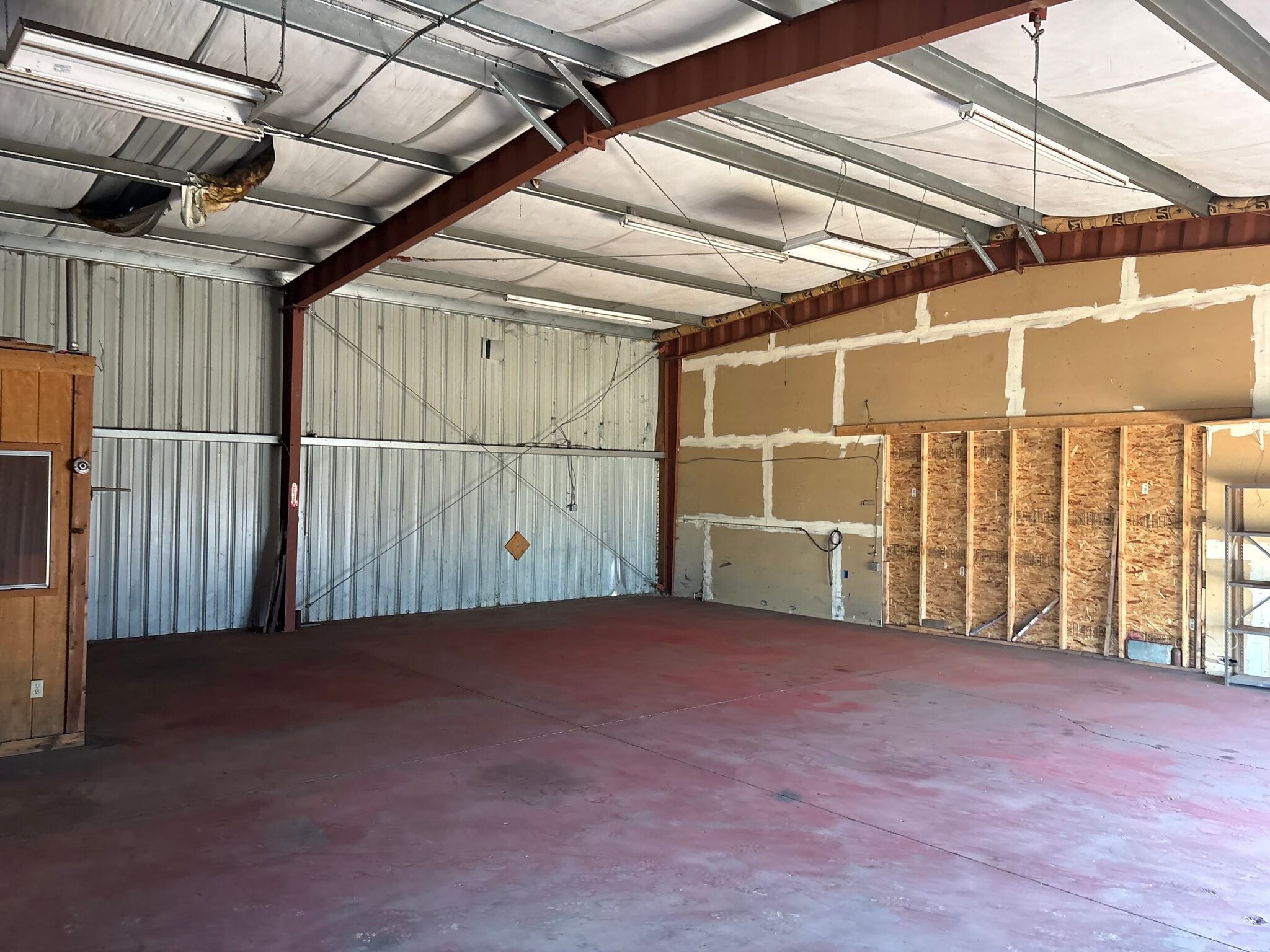 Building Photo - 12650 Hanford Armona Rd