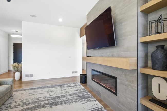 Building Photo - 1301 Haxby Ct