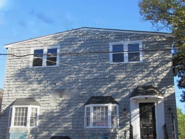 Building Photo - 118 Pleasant St