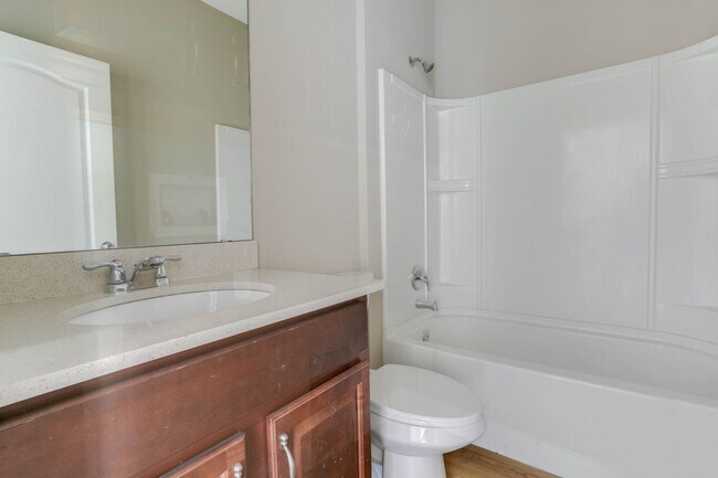 Building Photo - 2686 Gasparilla Cir