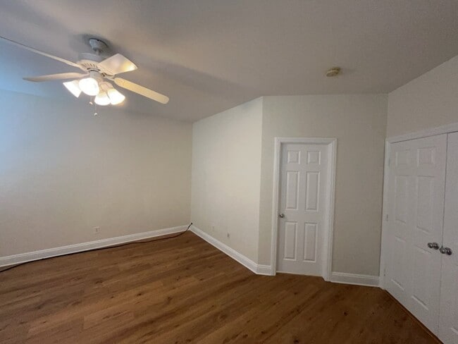 Building Photo - 6043 Eganridge Ct