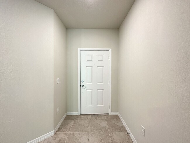 Building Photo - 4621 Sparkling Shell Ave