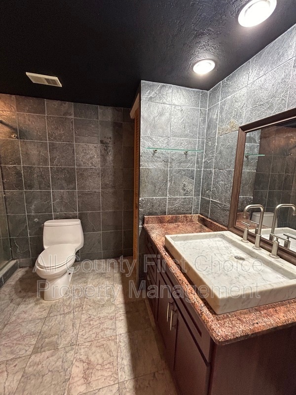 Building Photo - 9650 Tara Cay Ct