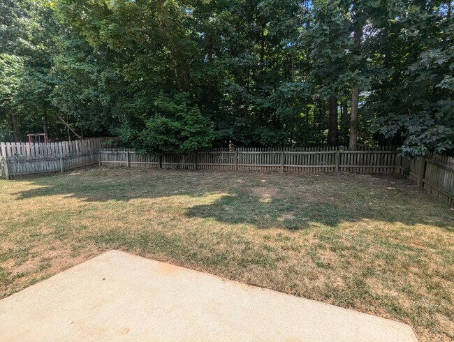 Building Photo - Four Bedroom with Fence and Cabarrus Schools