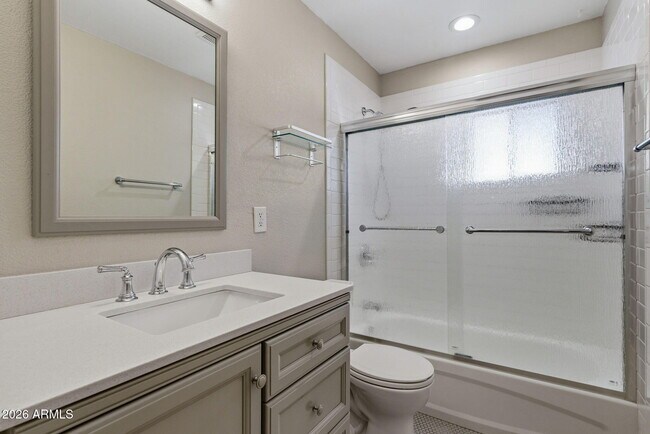 Building Photo - 3640 E Montecito Ave