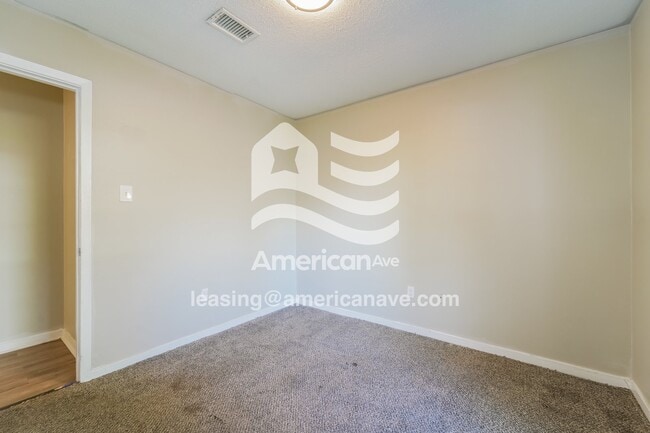 Building Photo - 2636 Revere St