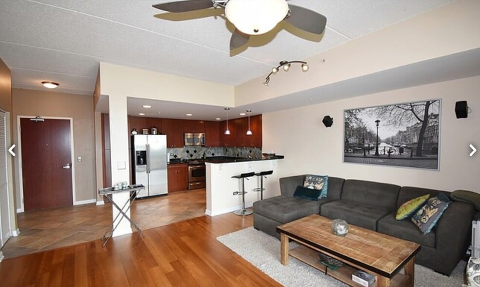 Building Photo - 6420 Double Eagle Dr