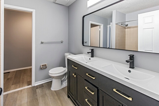 Building Photo - 54 Georgetown Rd