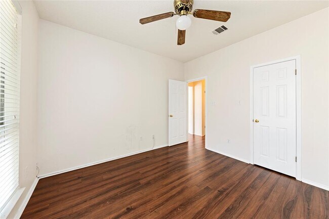 Building Photo - 18017 Dansworth Dr