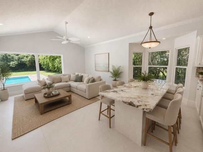 Building Photo - 10114 Hunt Club Ln