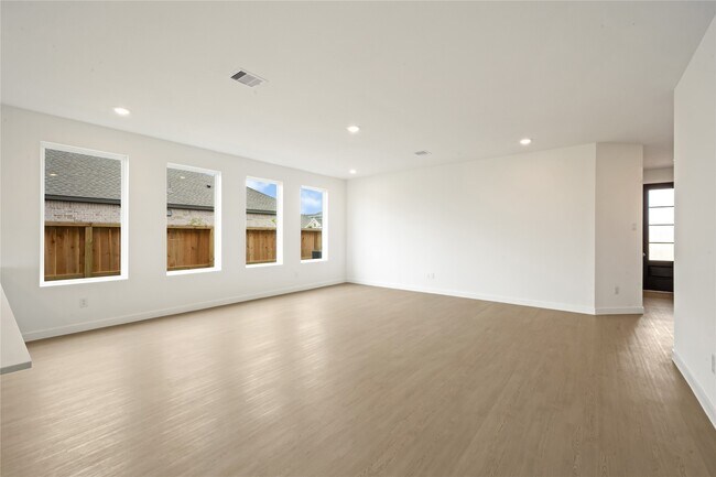 Building Photo - 31711 Wild Mdw Dr