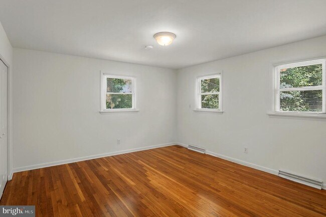 Building Photo - 2510 Davidsonville Rd