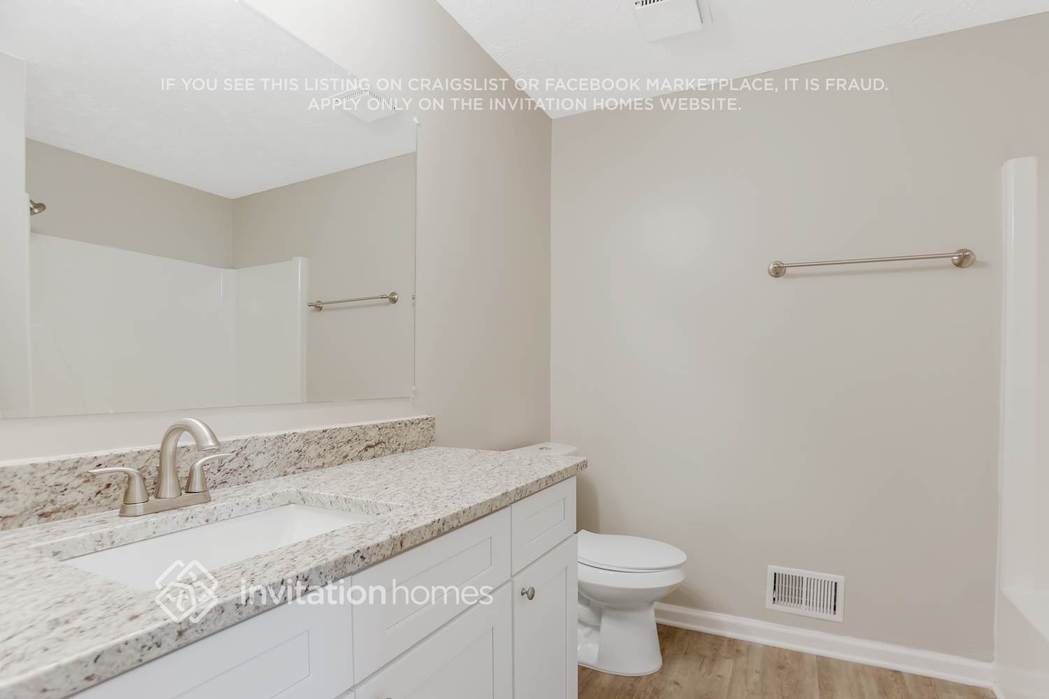 Building Photo - 2180 Pinewood Dr