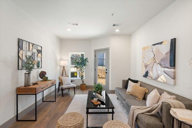 Building Photo - 2450 Wickersham Ln