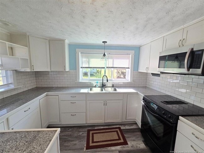 Building Photo - 219 E Clinton St