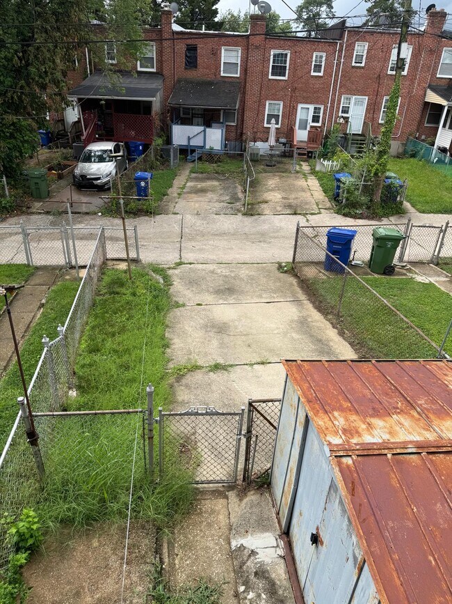 Building Photo - 4413 Parkton St