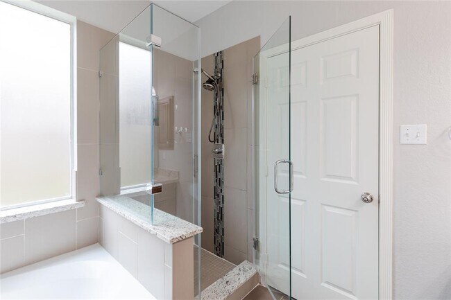 Building Photo - 12403 Gentlebrook Dr