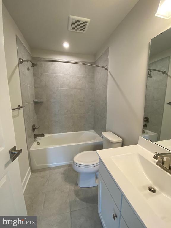 Building Photo - 2822 Toles Park Dr