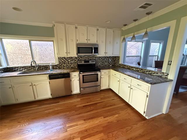 Building Photo - 4139 Rosser Square