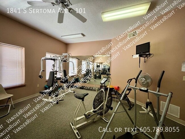 Building Photo - 1841 S Sertoma Ave