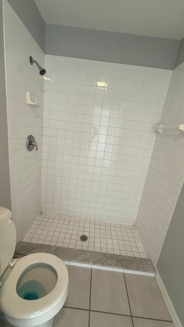 Building Photo - Unit 1 @1407 SE 24TH AVE