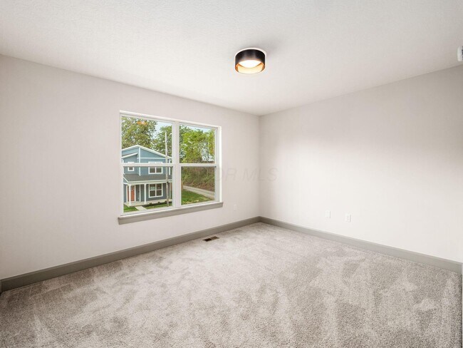 Building Photo - 166 Wisconsin Ave