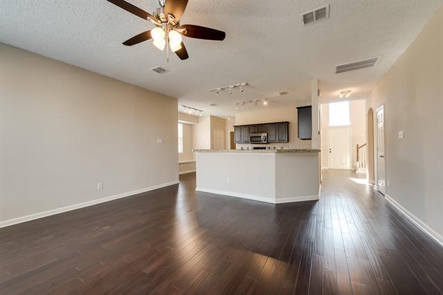 Building Photo - 401 Preston Oaks Dr