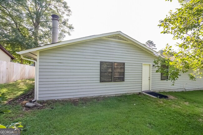 Building Photo - 3790 Creekview Cir