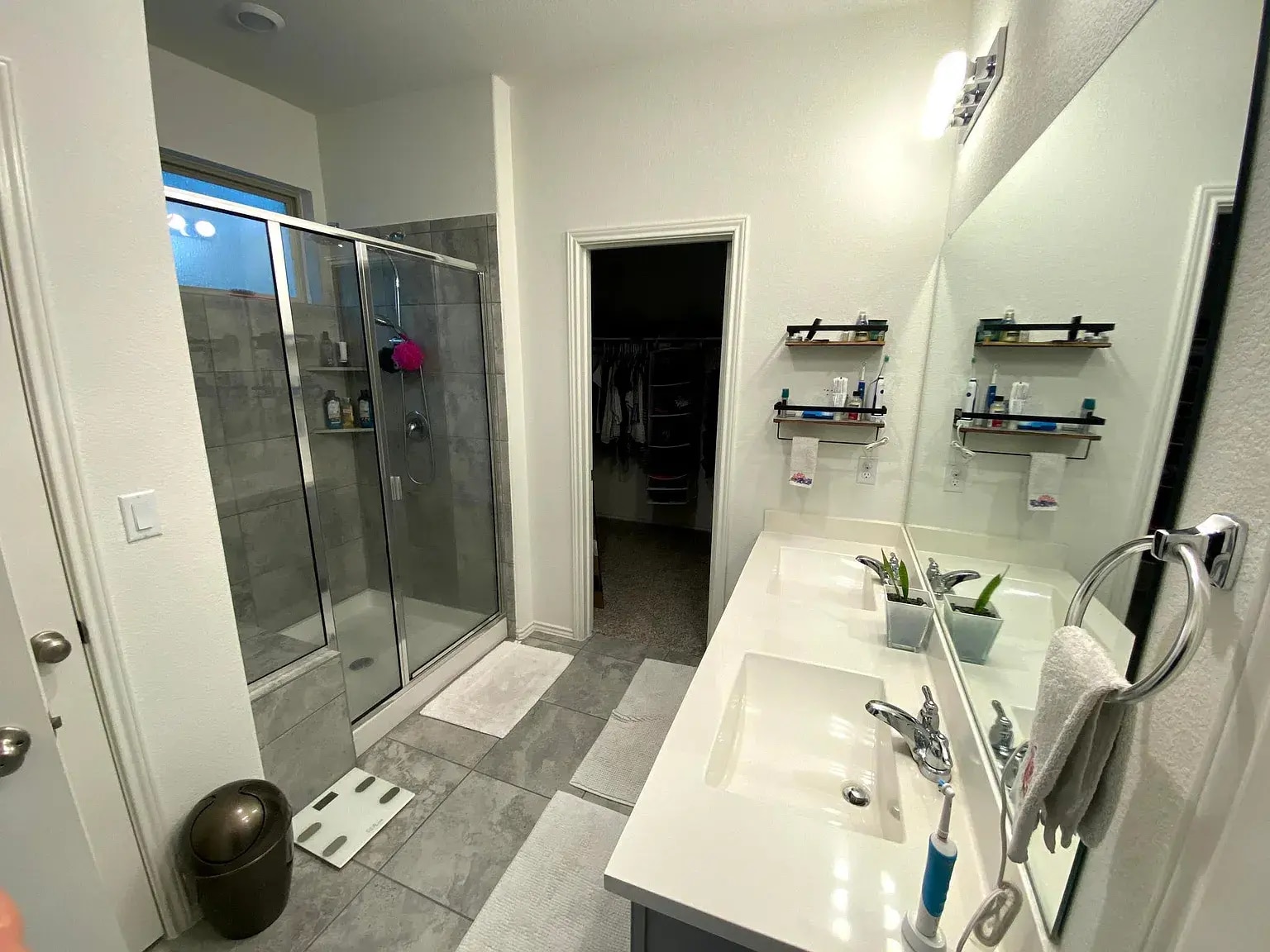 Building Photo - 10406 Bramble Berry Dr