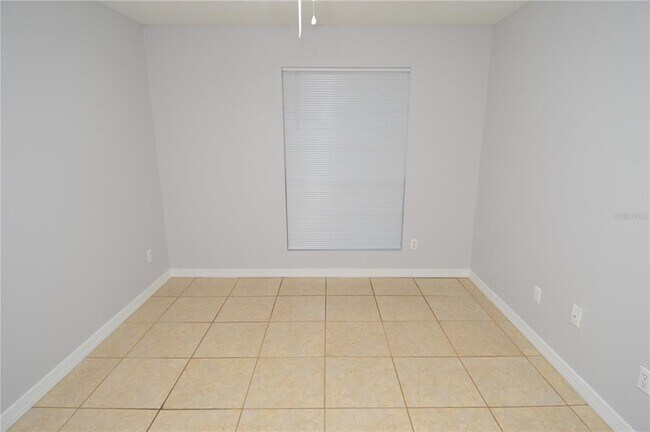Building Photo - 8643 Mallard Reserve Dr